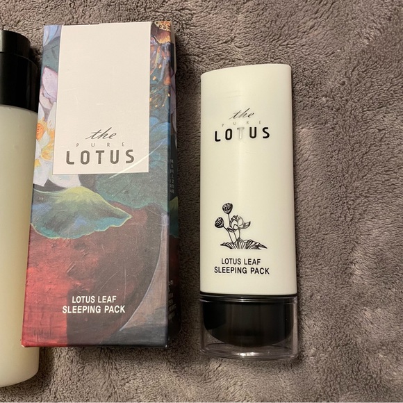 The Pure Lotus Set: pH Balancing Cleanser & Lotus Leaf Sleep Pack | NIB - Picture 8 of 13